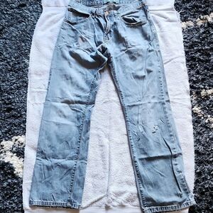 Lee's Dungarees Mens Jeans | Straight Fit | Size: 32×32 [Pre-owned/Gently worn]